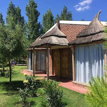 Отель Cabanas El Pueblo Escondido Сан-Рафаэль Экстерьер фото