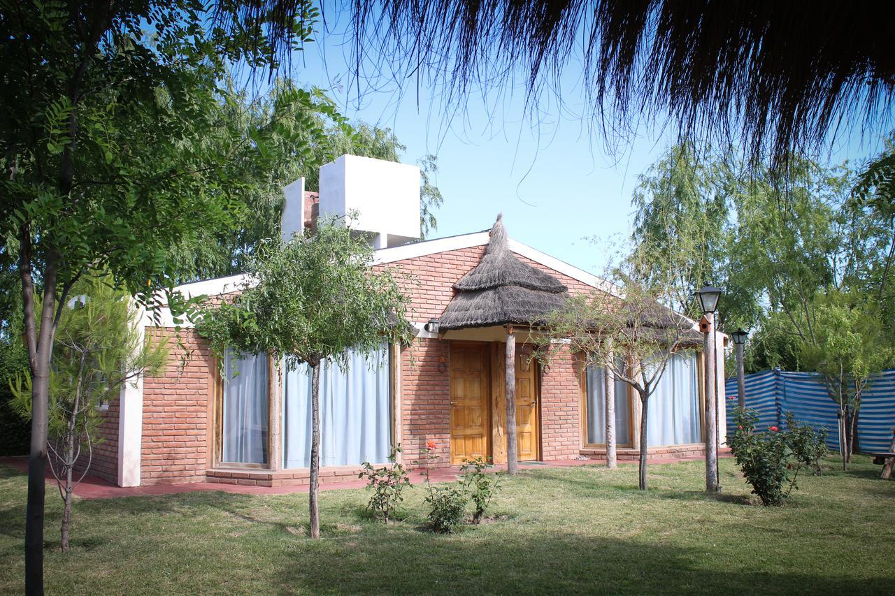 Отель Cabanas El Pueblo Escondido Сан-Рафаэль Экстерьер фото