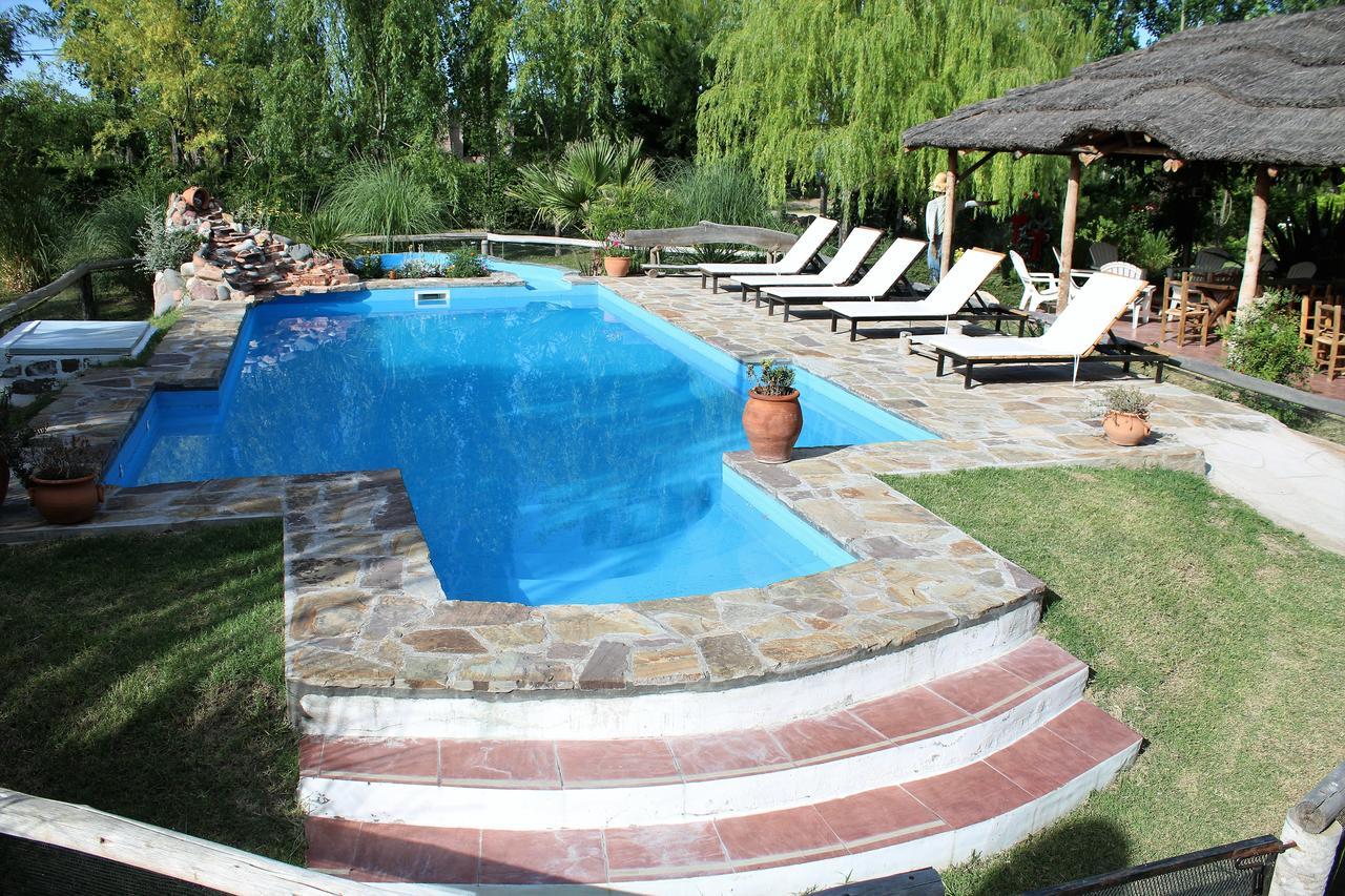 Отель Cabanas El Pueblo Escondido Сан-Рафаэль Экстерьер фото